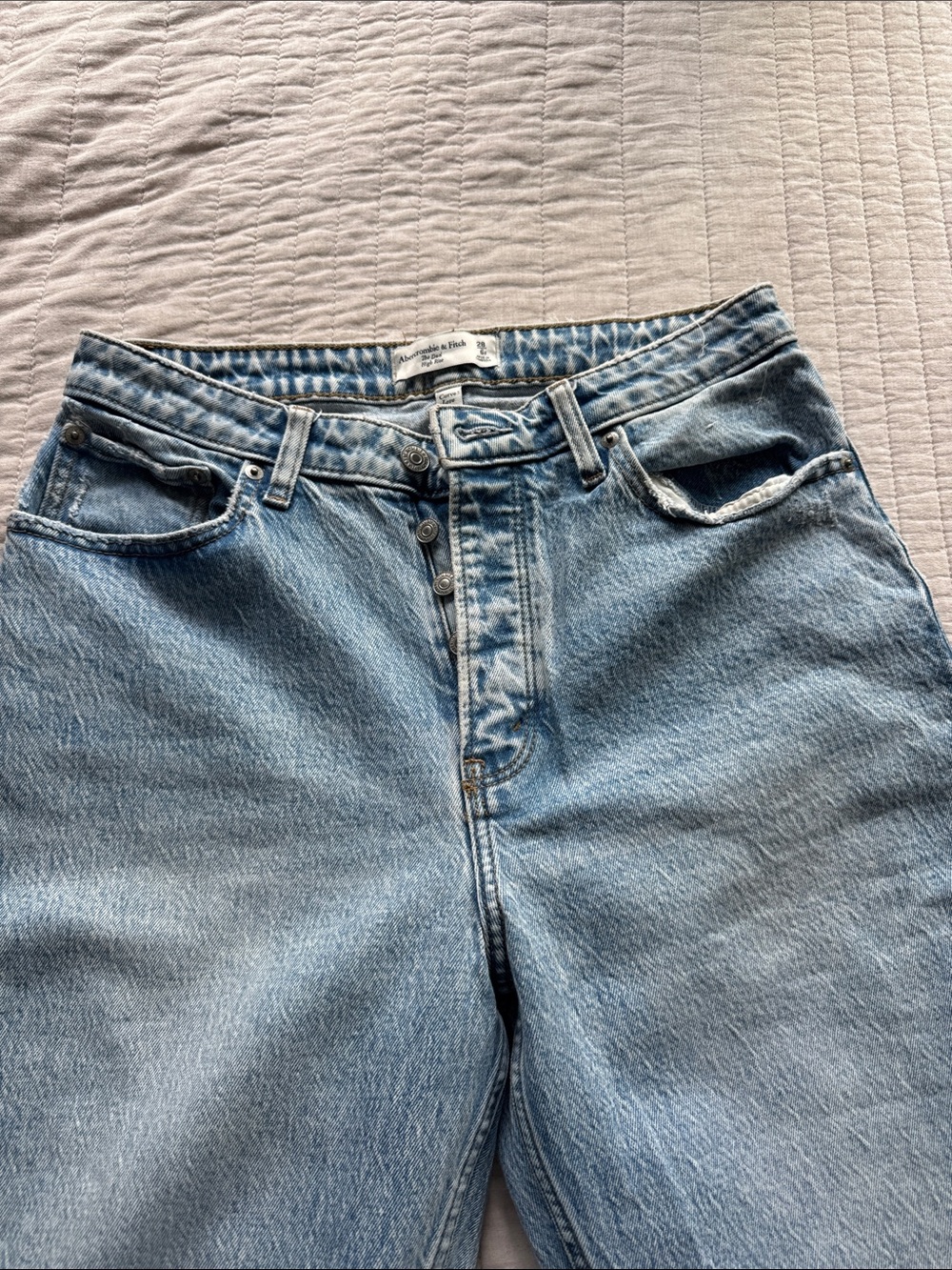 Abercrombie & Fitch Women’s Dad Jeans Curve Love